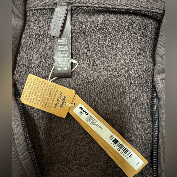 SKIMS French terry shrunken zip up hoodie - Picture 2 of 11